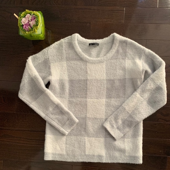 Tribal Crew Neck Sweater - Picture 1 of 4